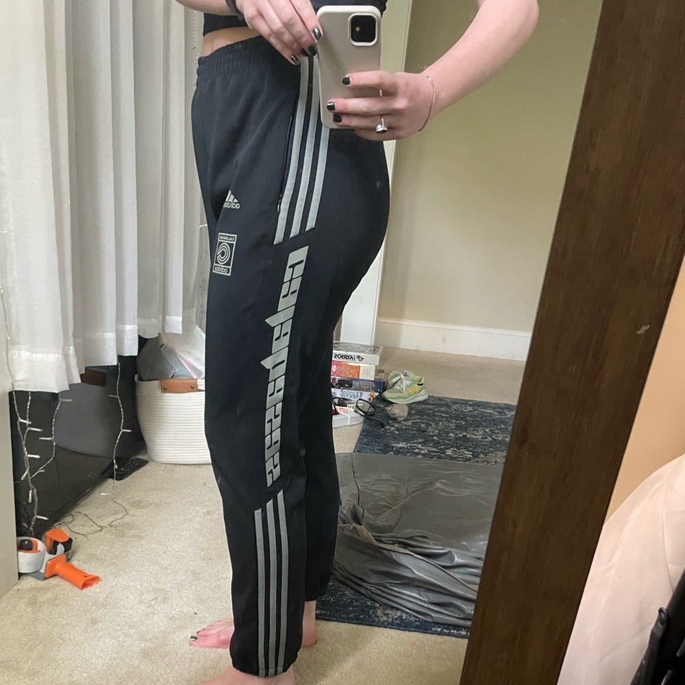 Adidas Calabasas Sweatpants